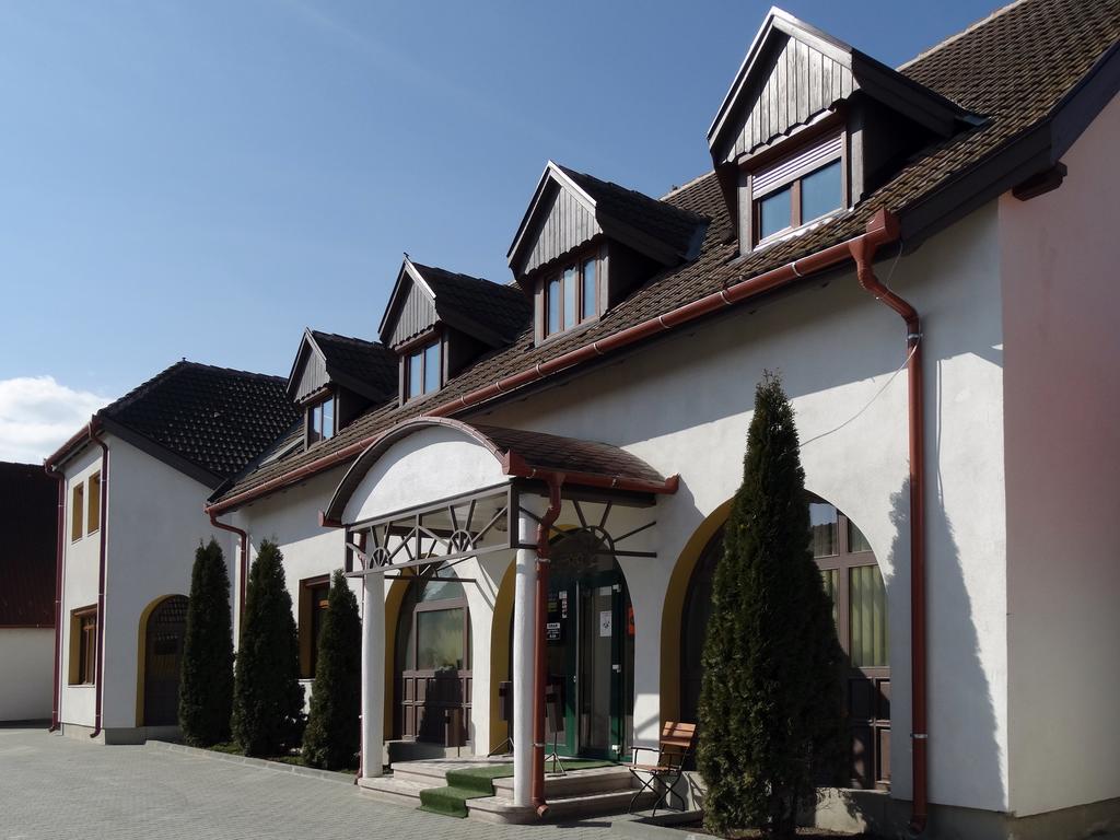 Prince Hotel Miercurea Ciuc Eksteriør billede